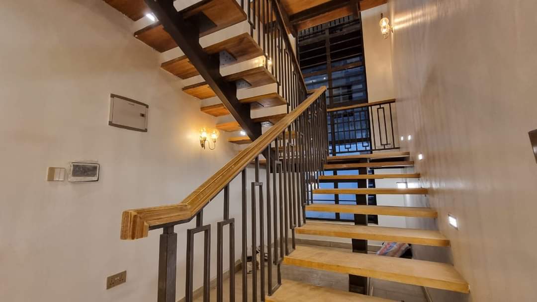 4-Bedroom image 3