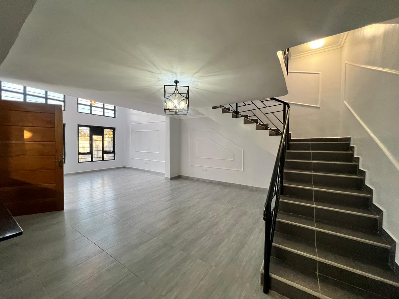 4 Bedroom Villa