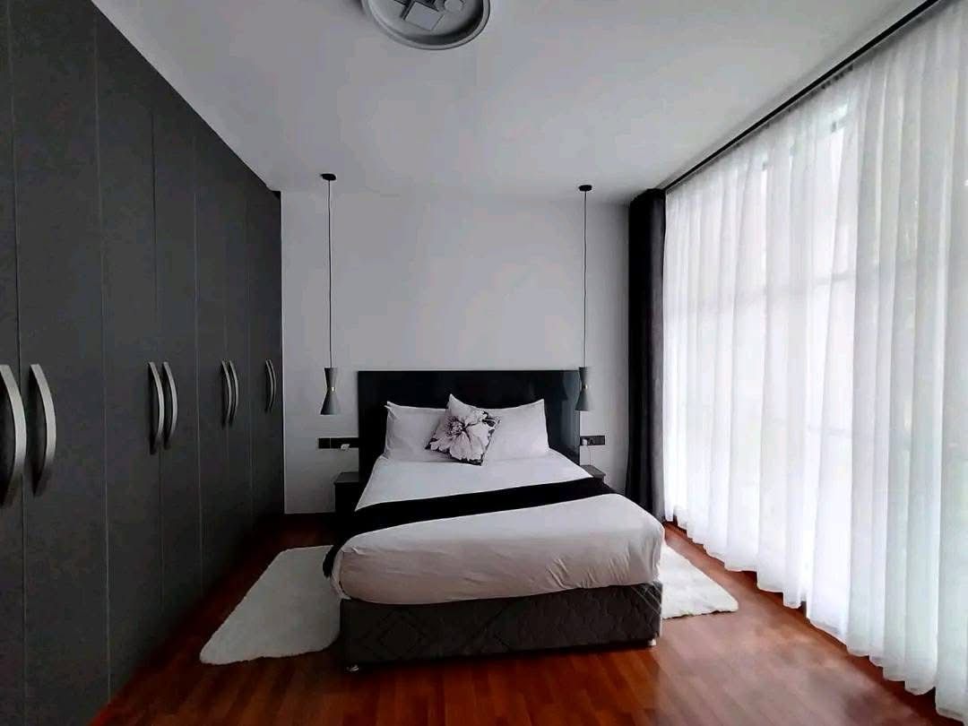 3 Bedroom image 4