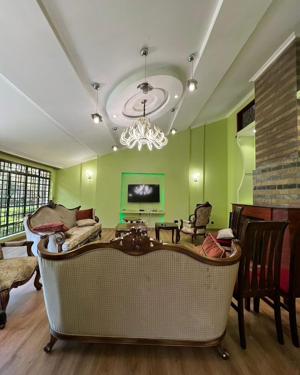 5 Bedroom image 4
