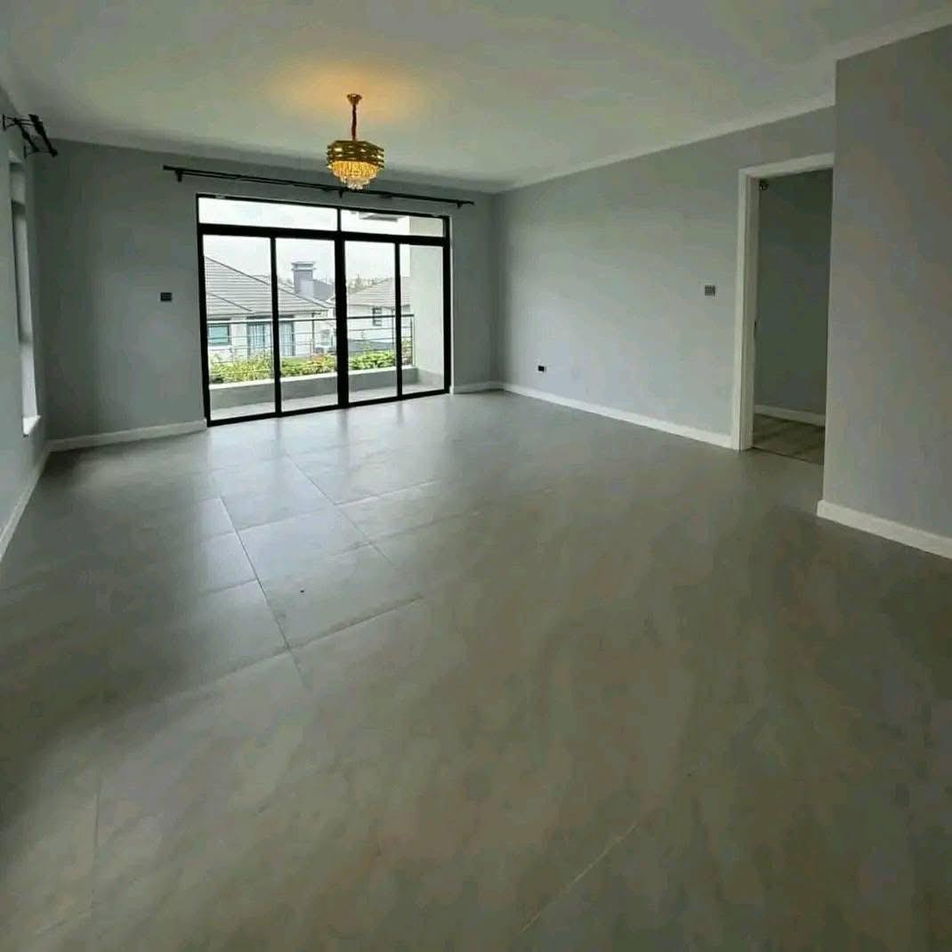 4 Bedroom Villa image 10