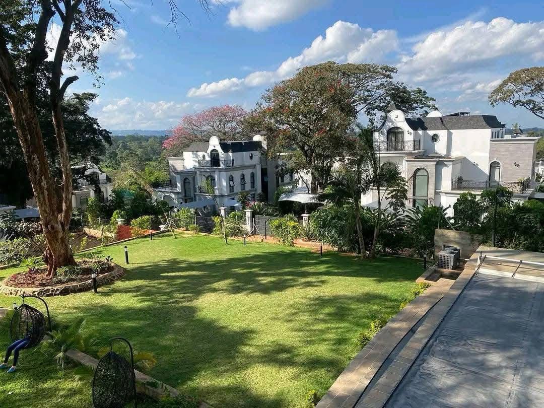 5 Bedroom and DSQ
