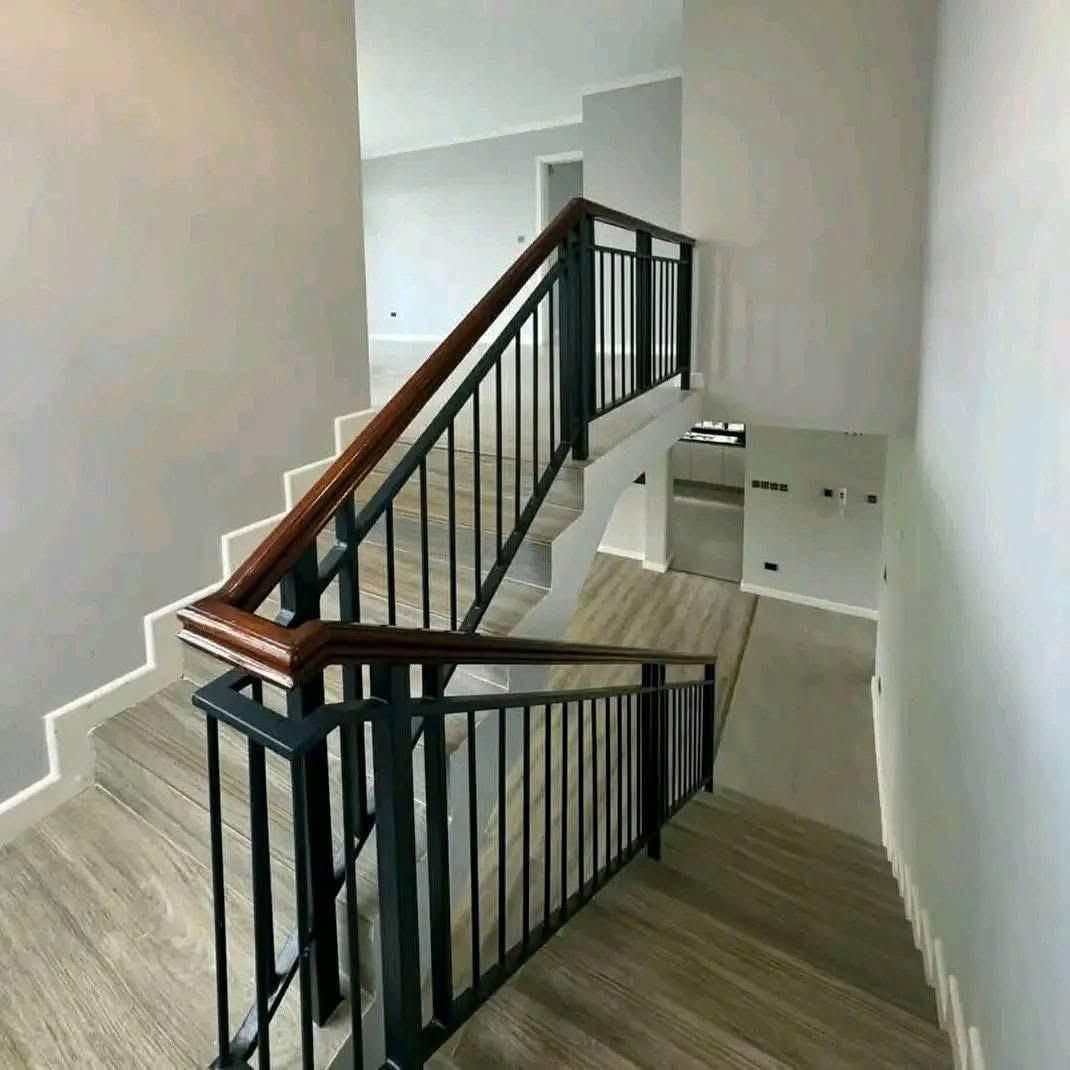 4 Bedroom Villa image 7