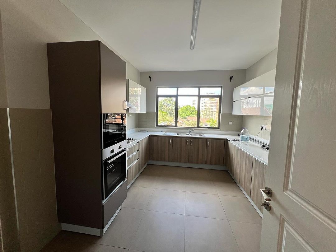 2-Bedroom image 6