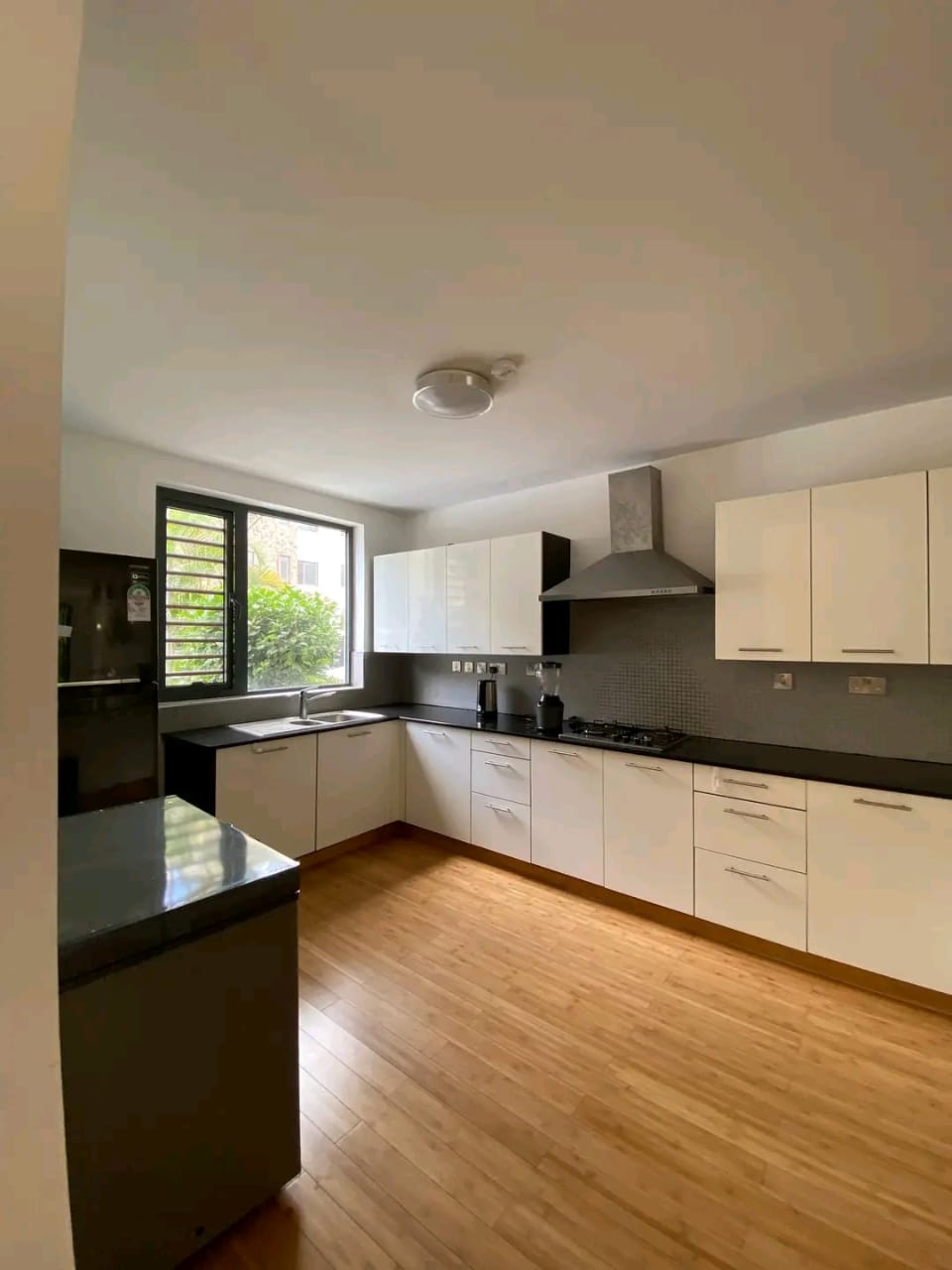 4-Bedroom+DSQ image 6