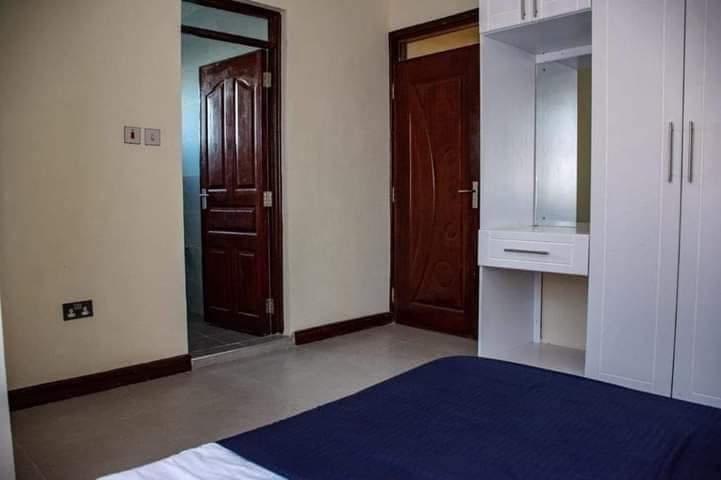 4-Bedroom+DSQ image 9