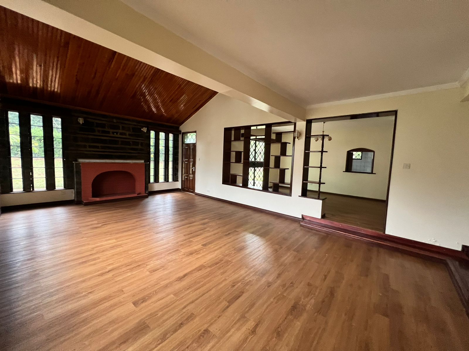 5-Bedroom+2DSQ image 11