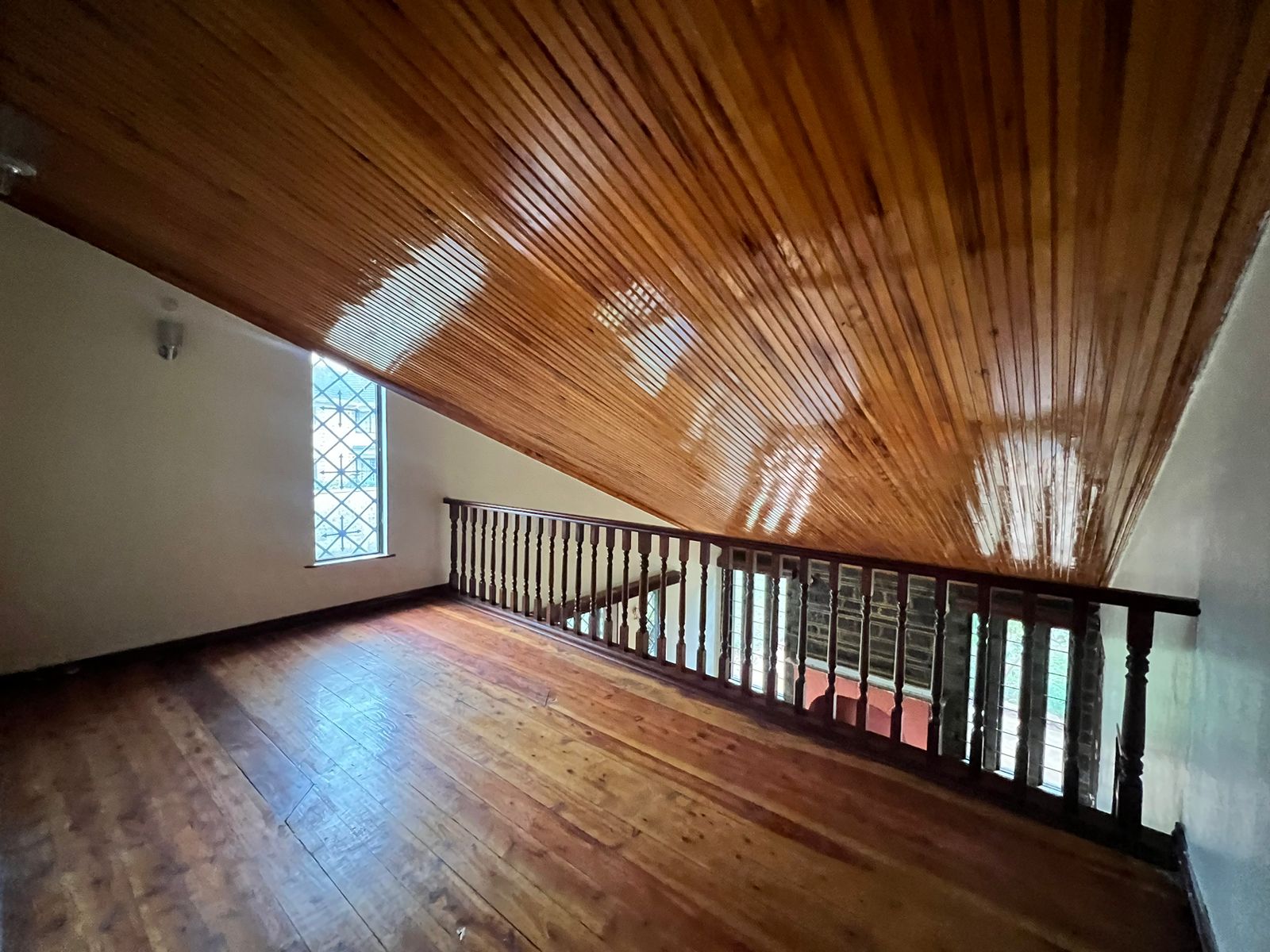 5-Bedroom+2DSQ image 4