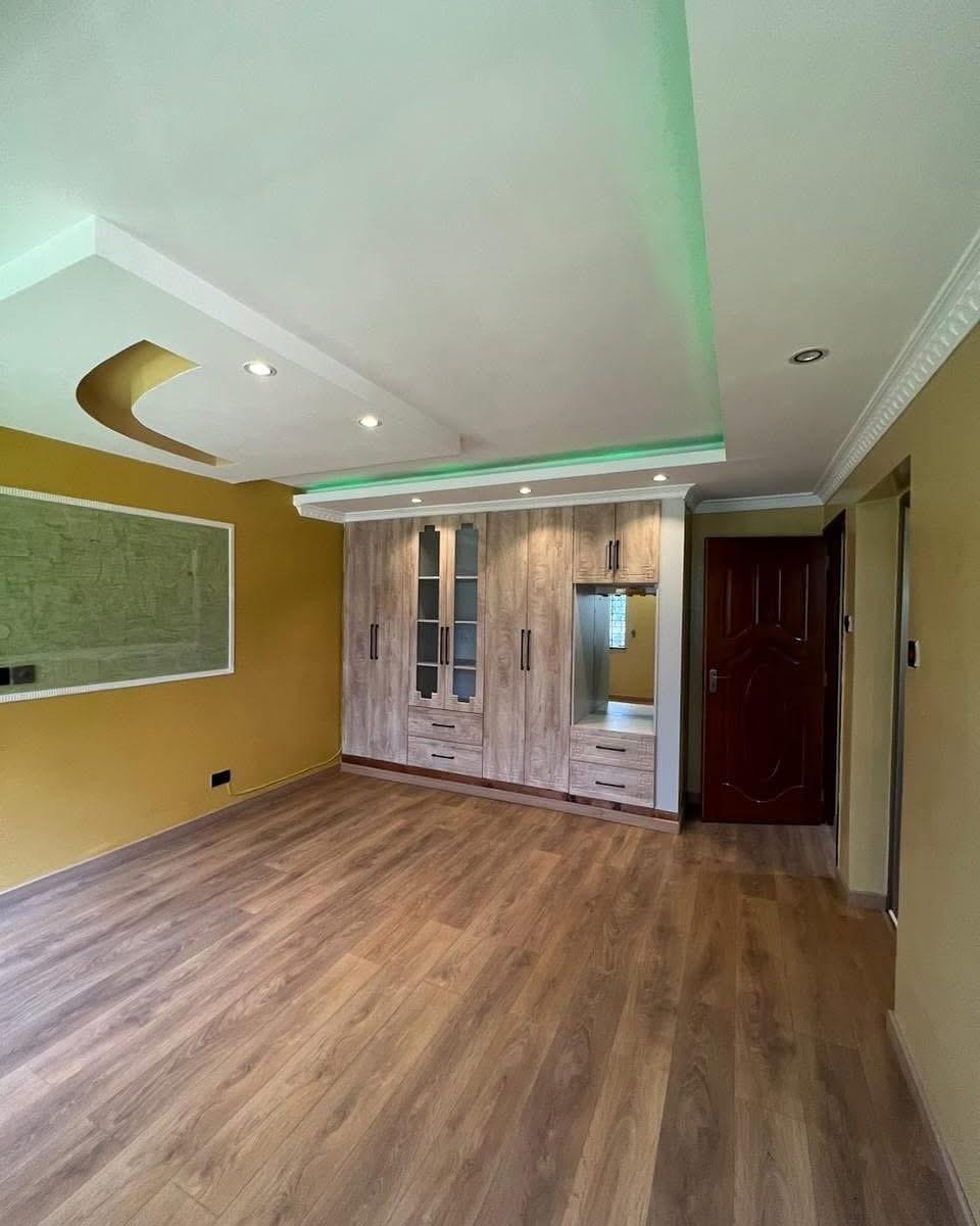 5 Bedroom