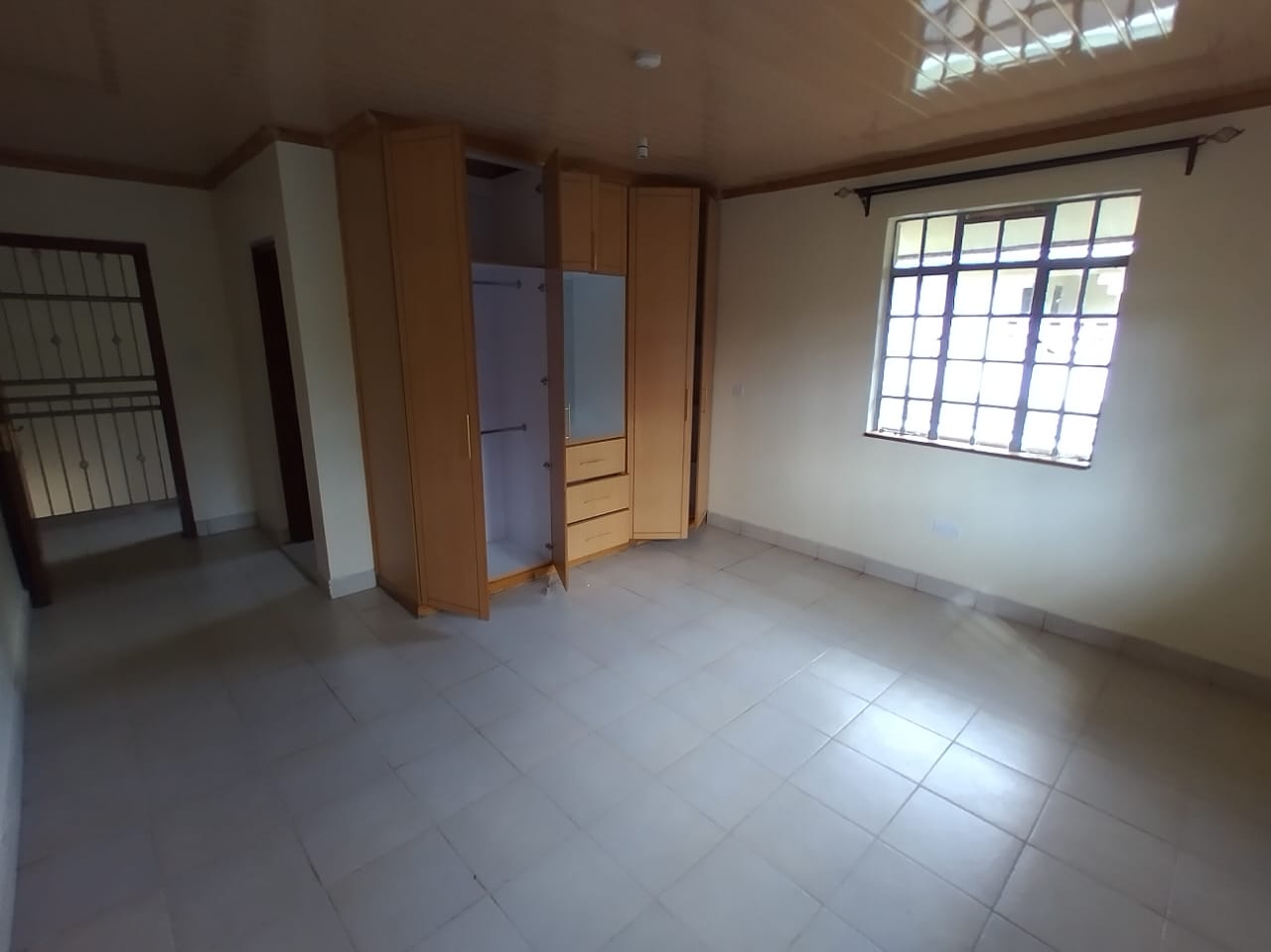 4-Bedroom+DSQ image 4