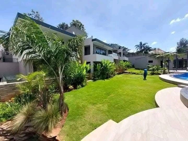 4 Bedroom Water Villa