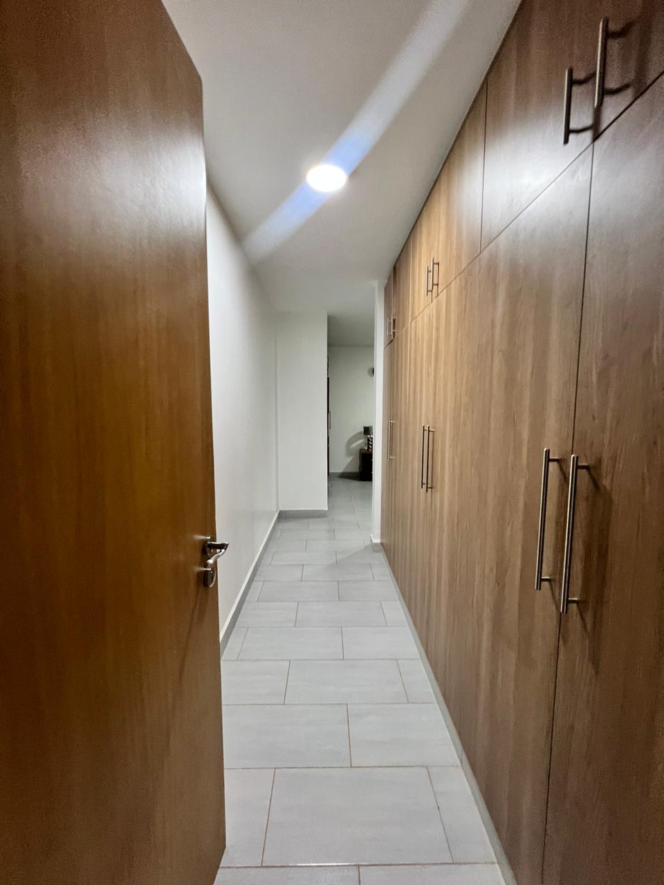 2-Bedroom image 13