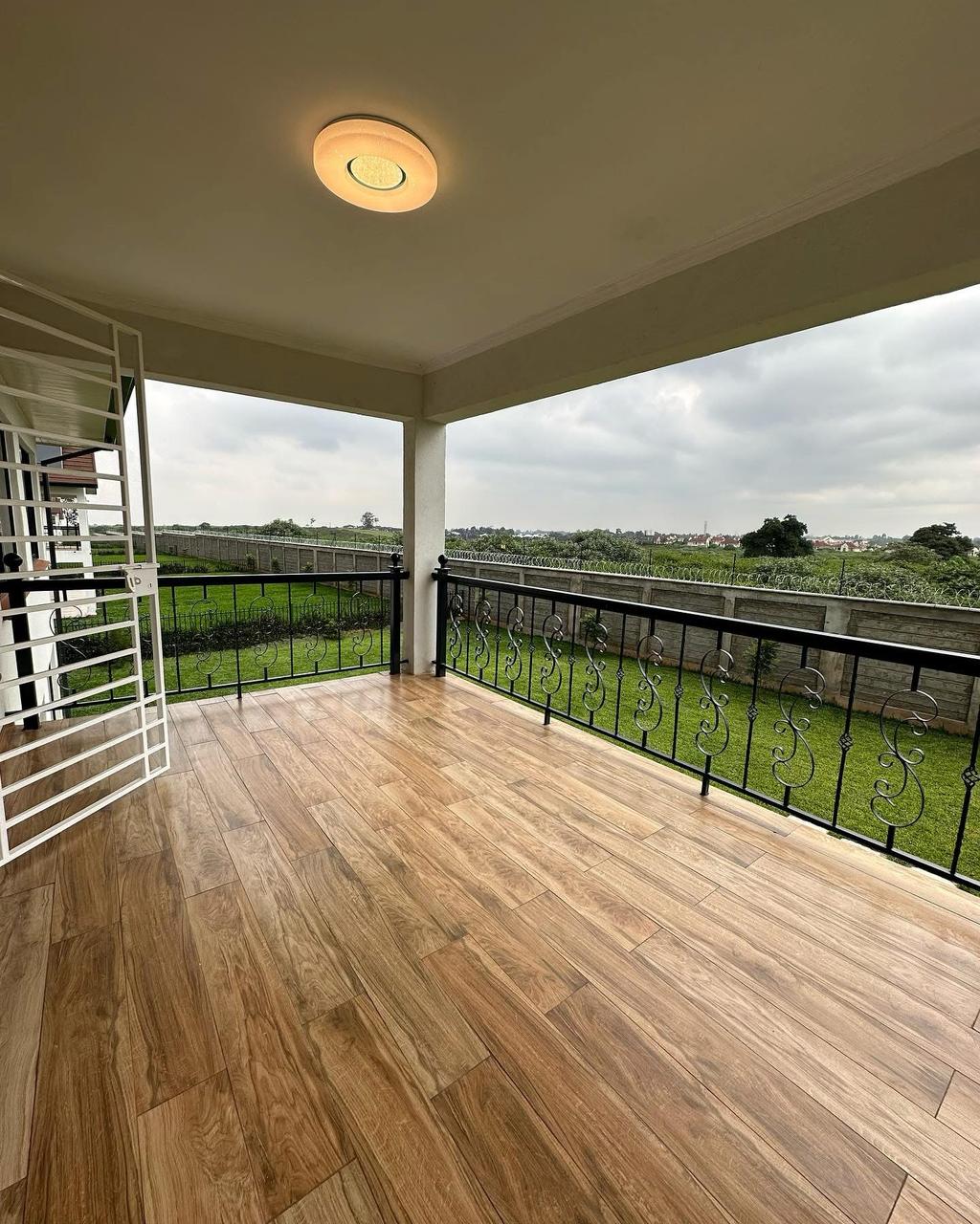4 Bedroom Villa image 7