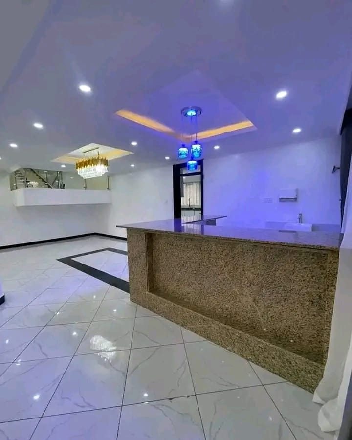 7 Bedroom