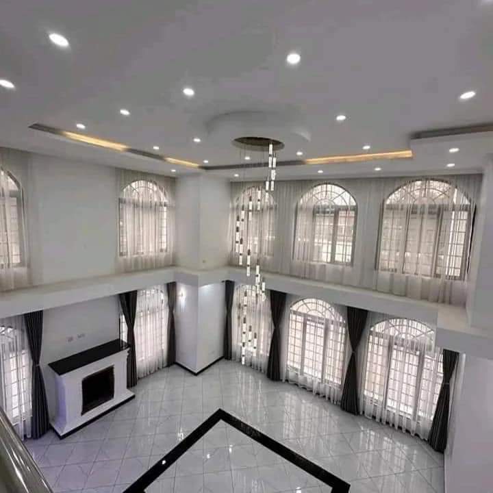 7-Bedroom Townhouse with DSQ for Sale in Karen image 12