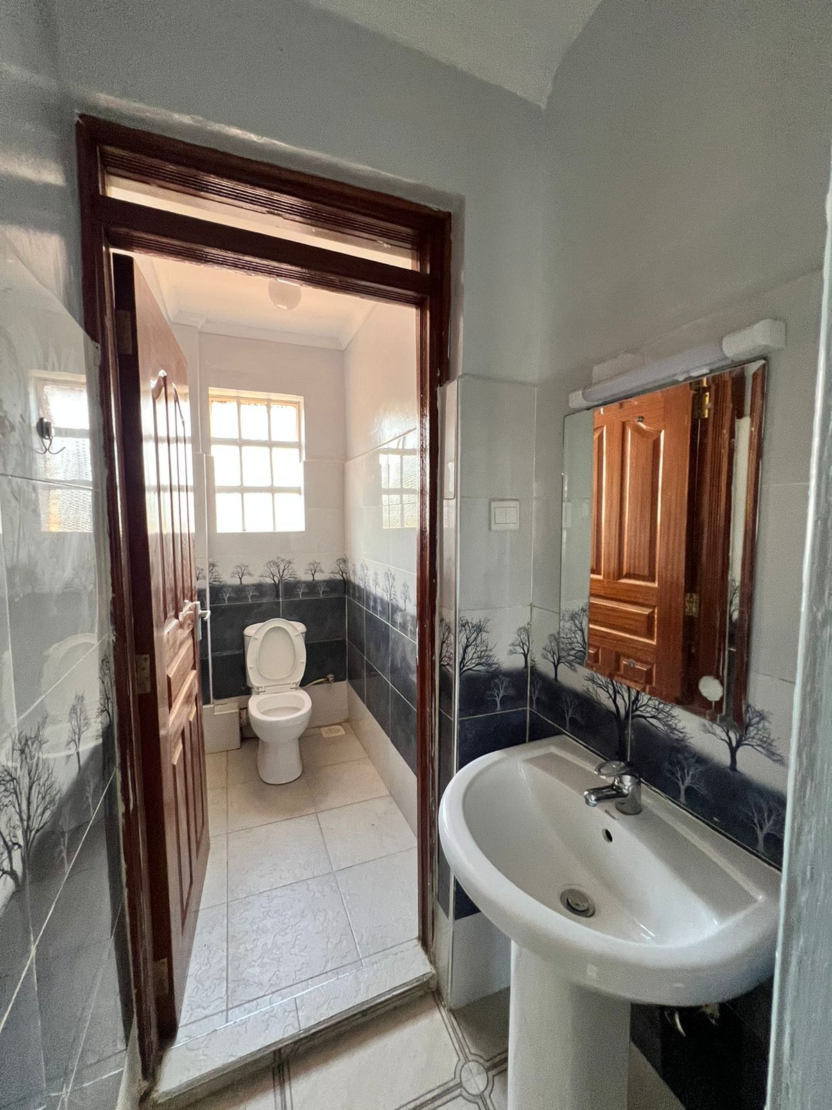 3-Bedroom image 7