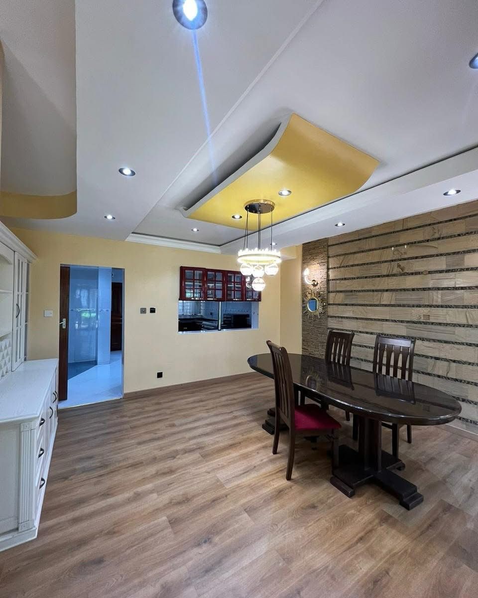 5 Bedroom image 13