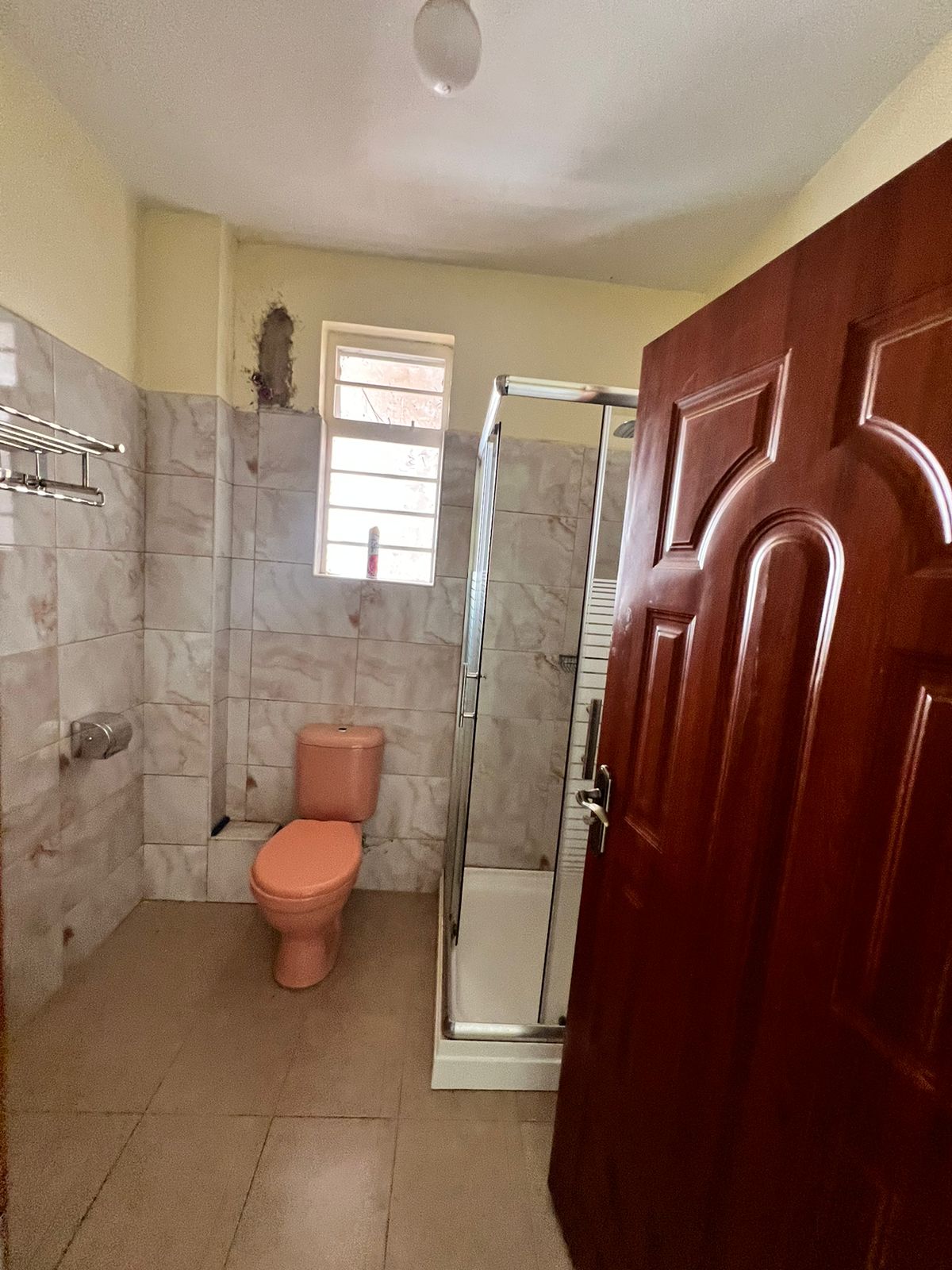 5-Bedroom image 7